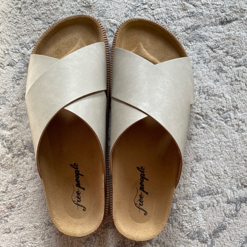 Free People Slides
